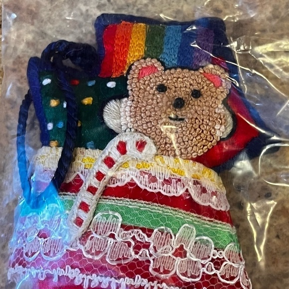 NEW Vintage 1983 Hallmark Ornament Hand Embroidered Stocking Rainbow Teddy - Picture 3 of 8